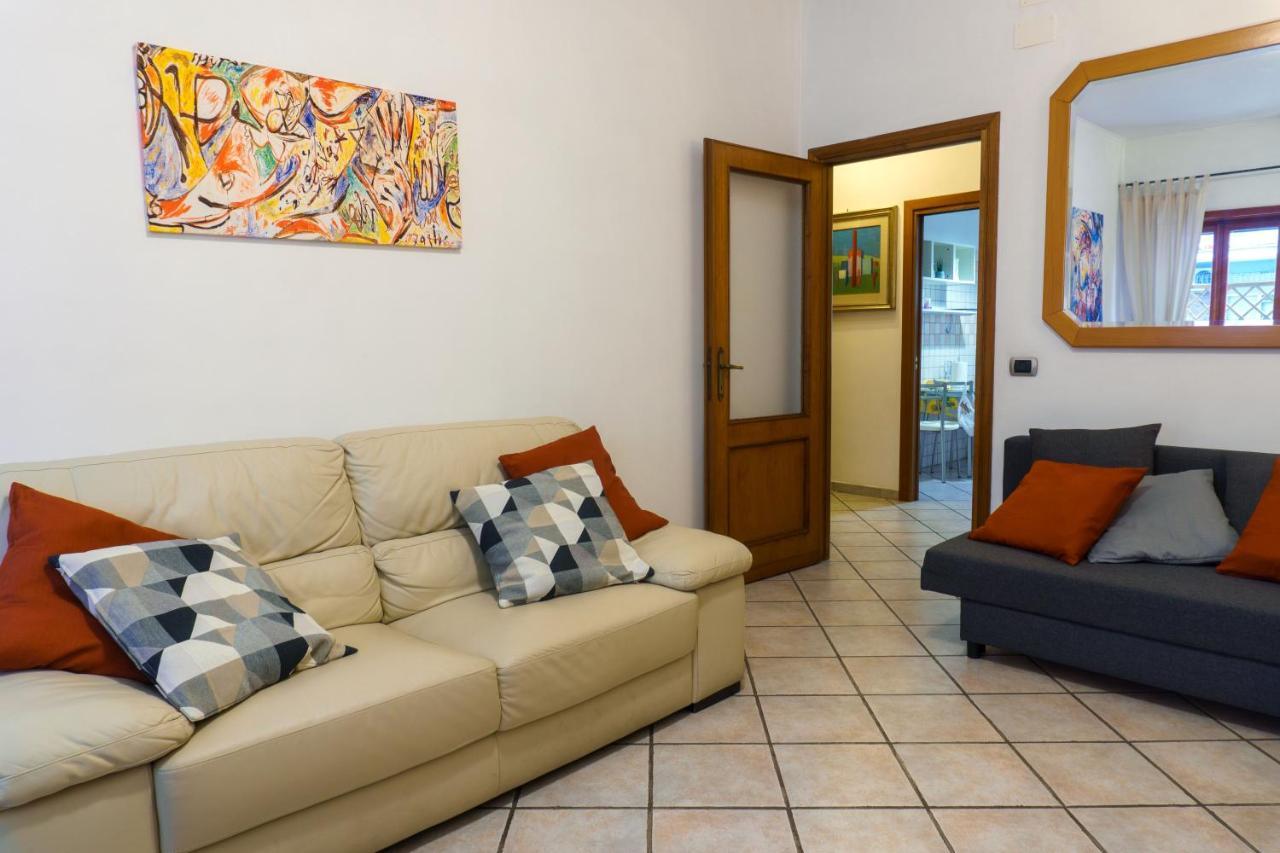 Apartment Il Tettuccio Di Valerio Rome Exterior photo